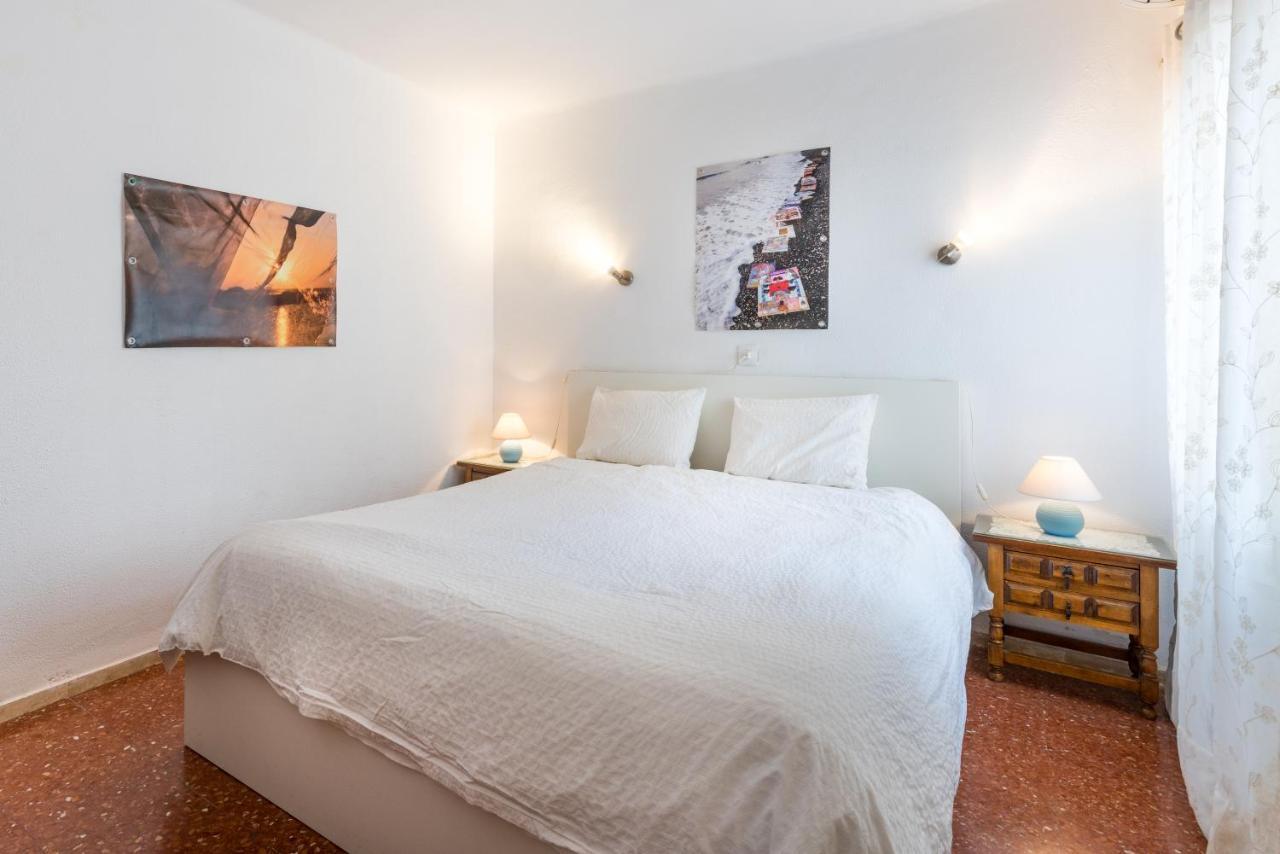 Seafront Apartment Torre Del Mar Exterior photo