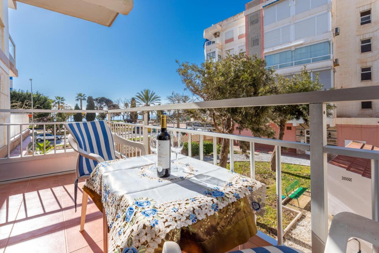 Seafront Apartment Torre Del Mar Exterior photo