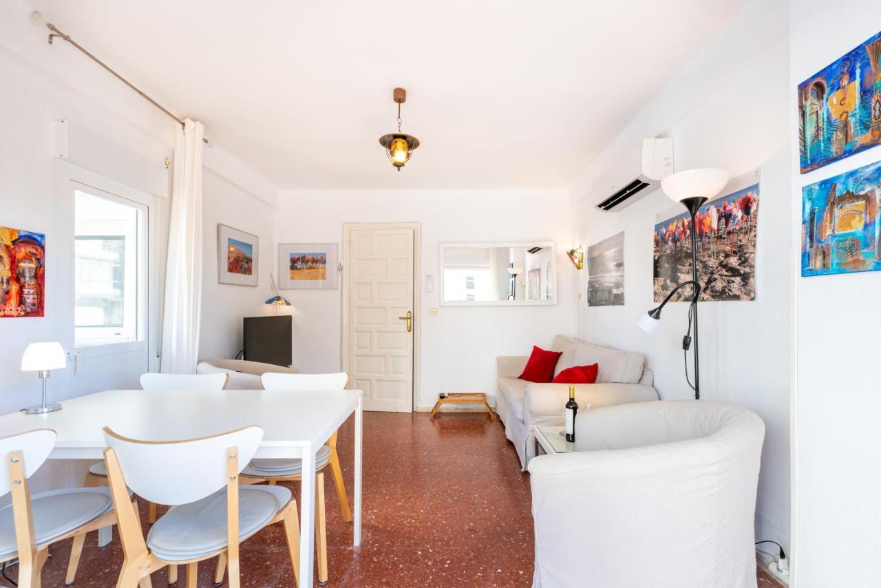 Seafront Apartment Torre Del Mar Exterior photo