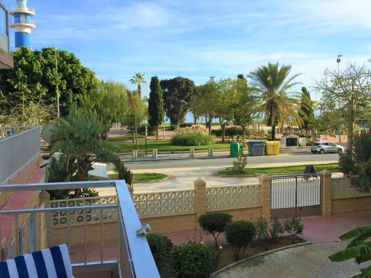 Seafront Apartment Torre Del Mar Exterior photo